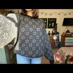 Black Snowflake Sweater- Van Heusen Size L
